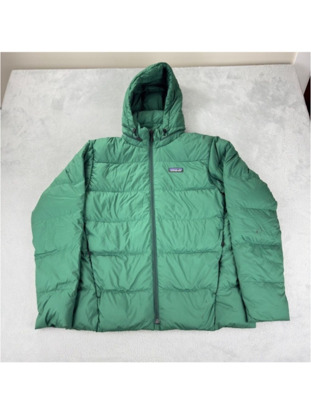 Patagonia NWT Men's Size Medium Silent Down Puffer Jacket 27930 w/Flaws